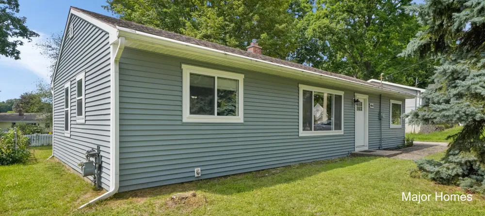 4863 Byron Center Avenue SW Wyoming City, MI 49519