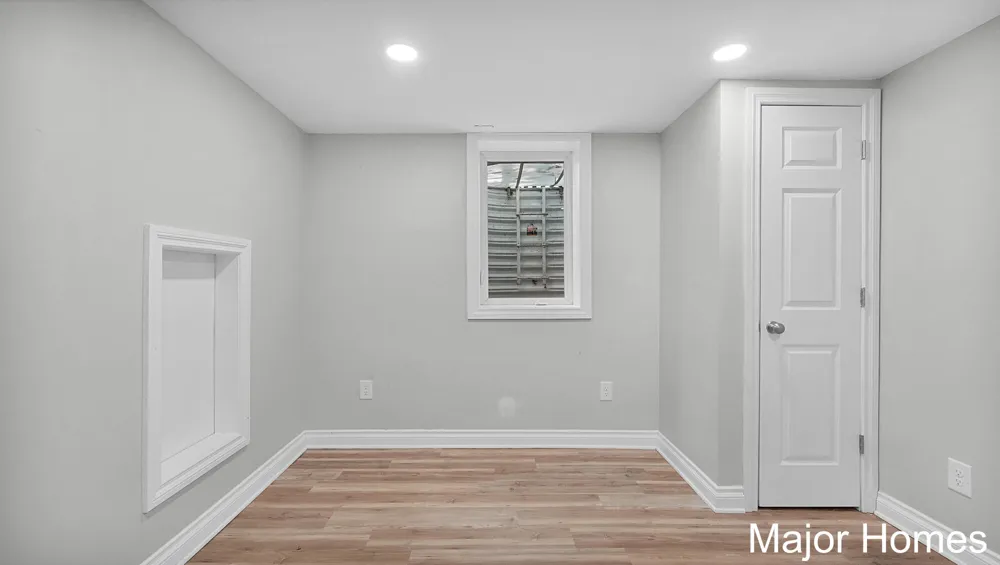 4863 Byron Center Avenue SW Wyoming City, MI 49519