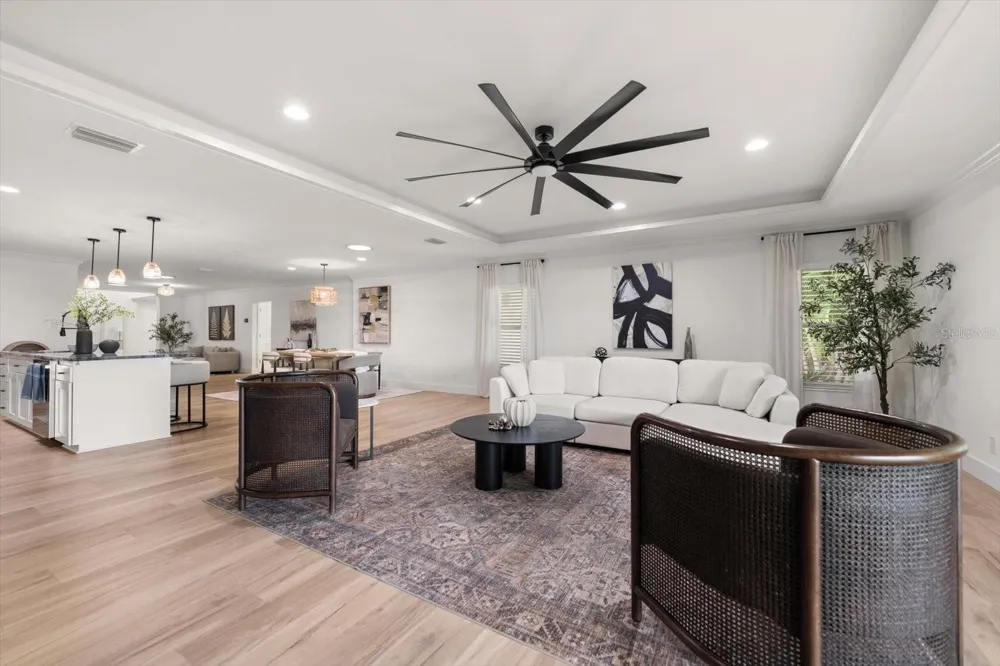 1907 BAY BOULEVARD Indian Rocks Beach, FL 33785