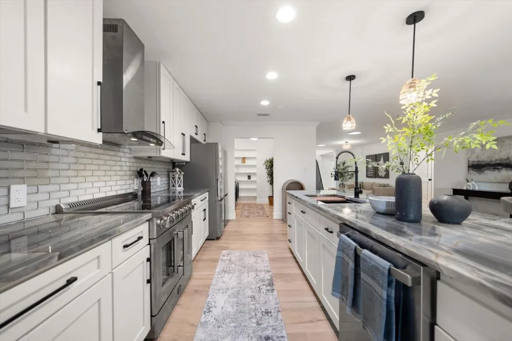 1907 BAY BOULEVARD Indian Rocks Beach, FL 33785
