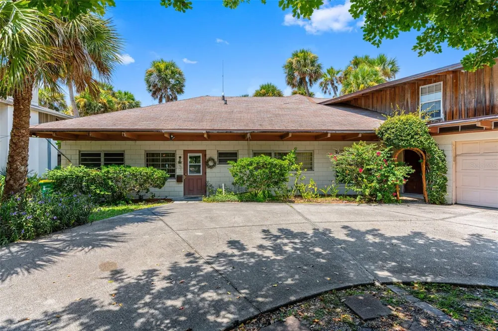 1230 S ORLANDO AVENUE Cocoa Beach, FL 32931