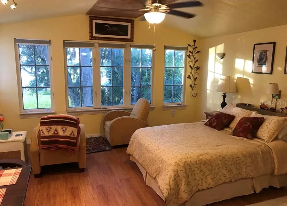 1230 S ORLANDO AVENUE Cocoa Beach, FL 32931