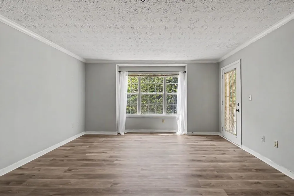 121 Bentley Place Tucker, GA 30084