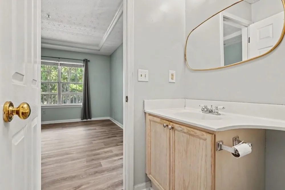 121 Bentley Place Tucker, GA 30084