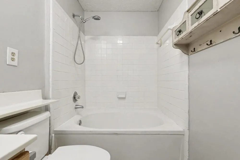 121 Bentley Place Tucker, GA 30084