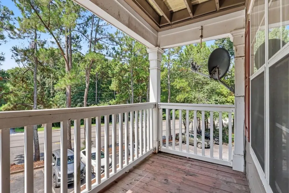 121 Bentley Place Tucker, GA 30084