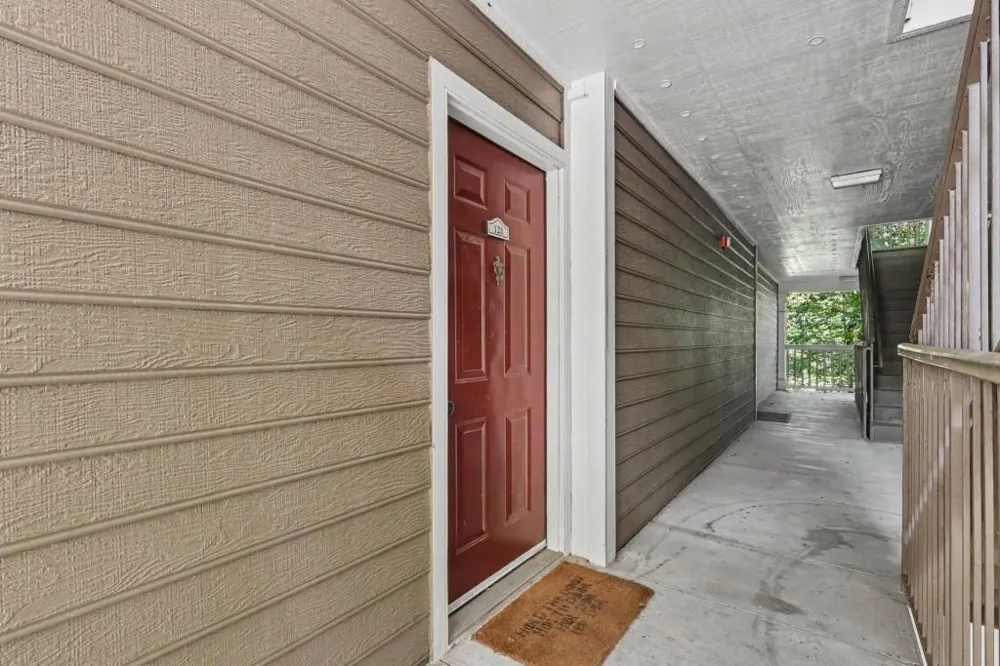 121 Bentley Place Tucker, GA 30084