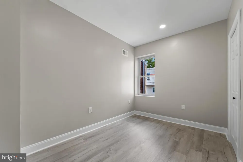 5820 12TH STREET Philadelphia, PA 19141