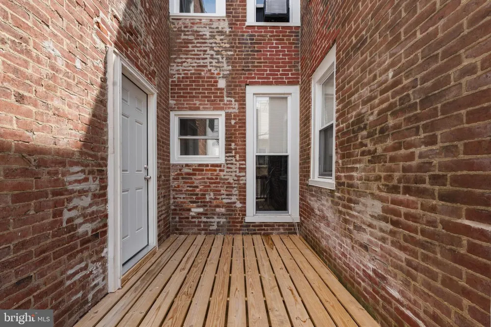 5820 12TH STREET Philadelphia, PA 19141