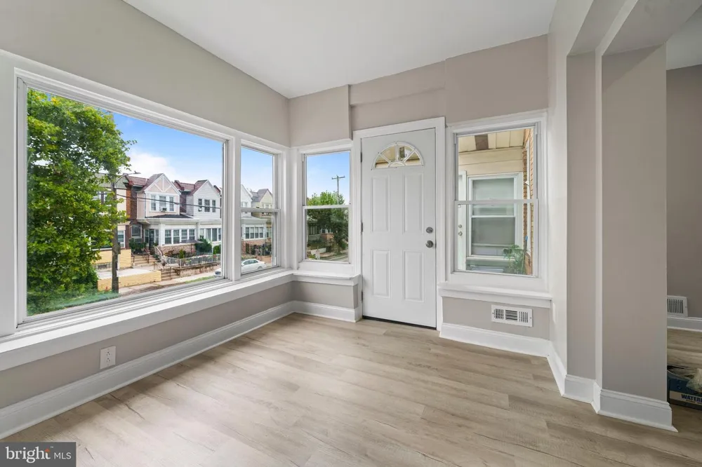 5820 12TH STREET Philadelphia, PA 19141