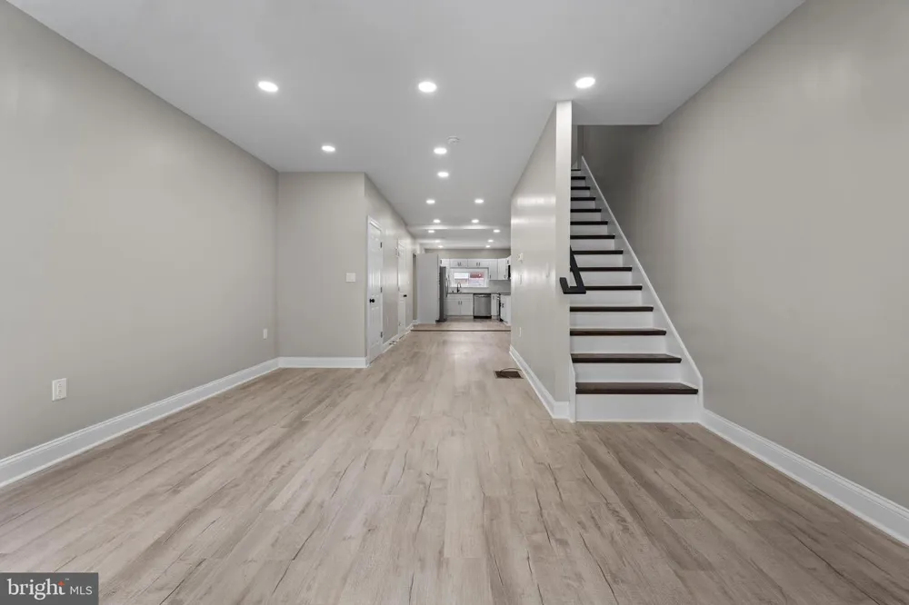 5820 12TH STREET Philadelphia, PA 19141