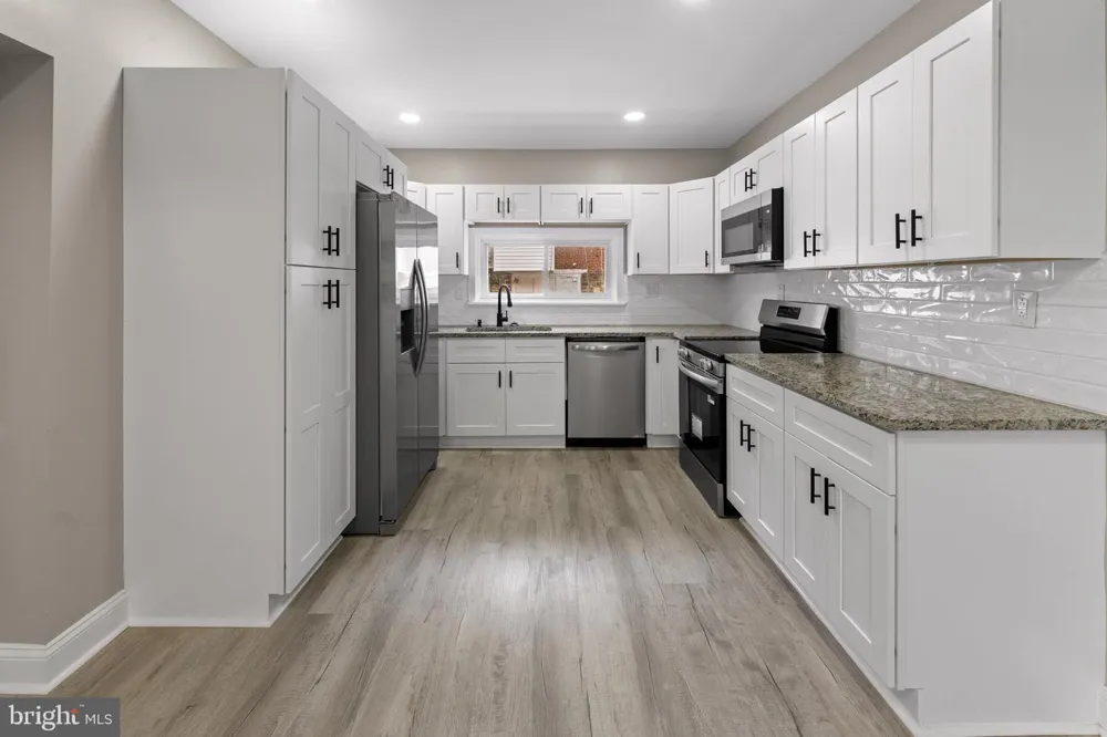 5820 12TH STREET Philadelphia, PA 19141