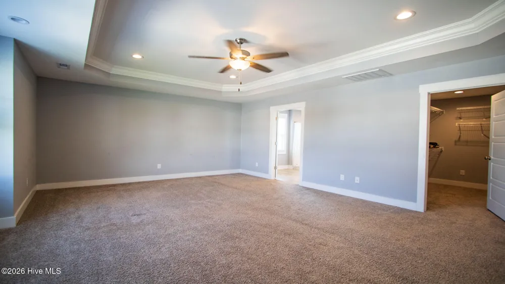 279 E Ivybridge Drive Hubert, NC 28539