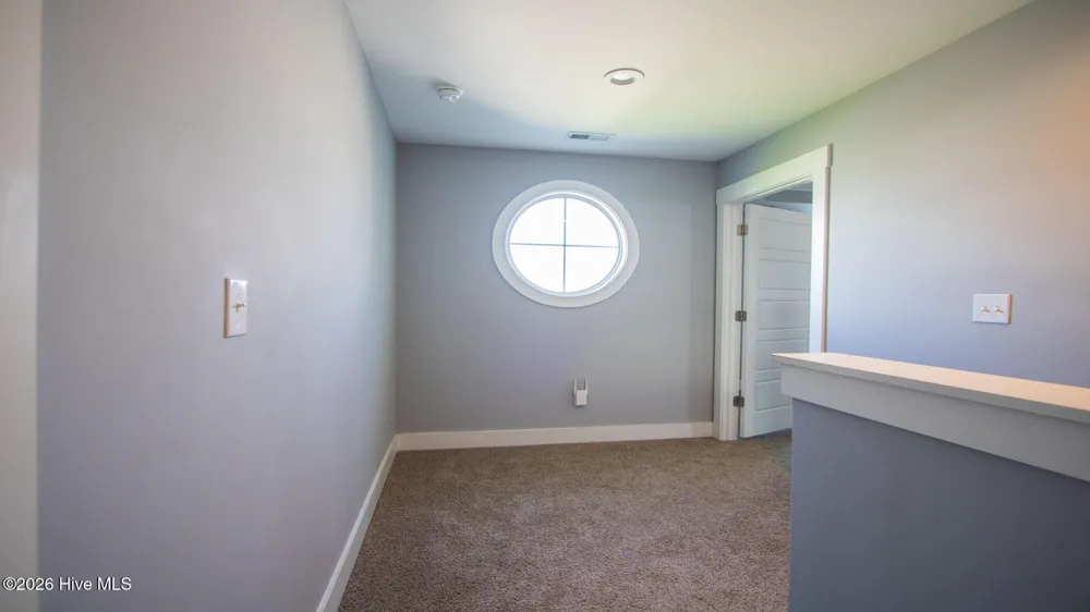 279 E Ivybridge Drive Hubert, NC 28539