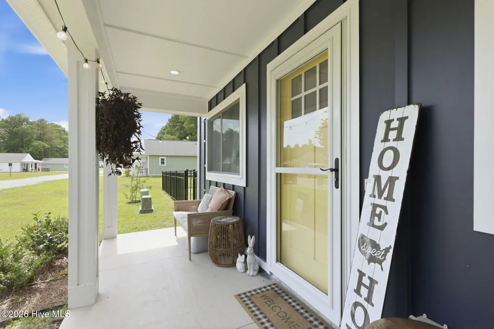 183 Long Pond Loop Swansboro, NC 28584