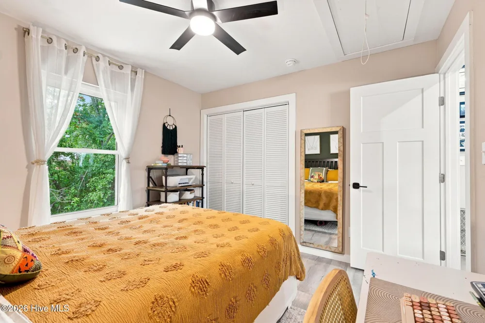 183 Long Pond Loop Swansboro, NC 28584