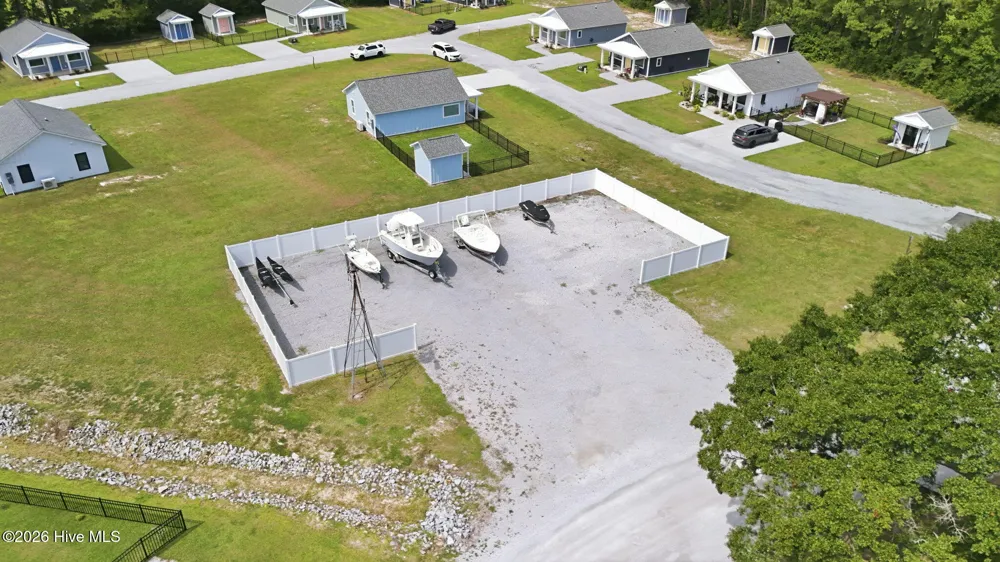 183 Long Pond Loop Swansboro, NC 28584