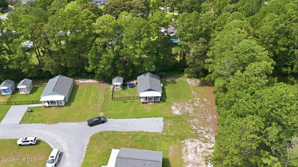 183 Long Pond Loop Swansboro, NC 28584