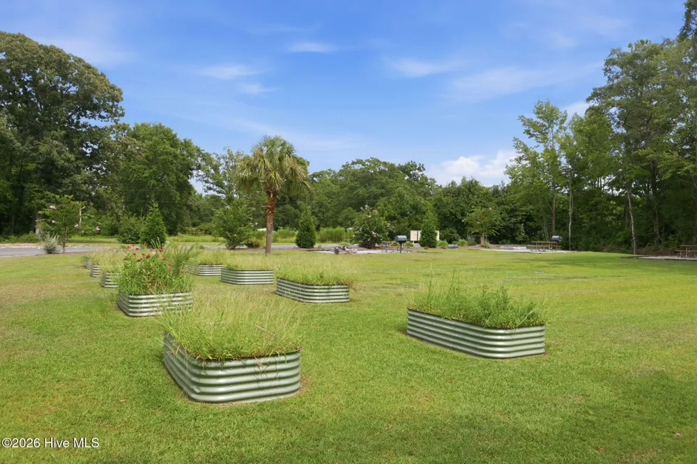 183 Long Pond Loop Swansboro, NC 28584