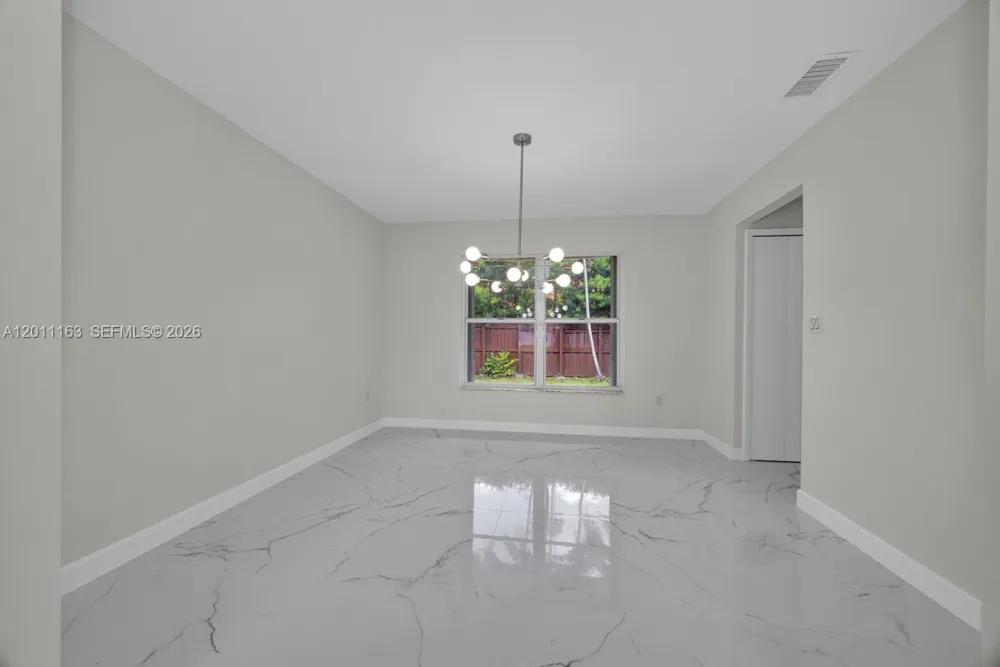 8503 SW 83rd St Miami, FL 33143