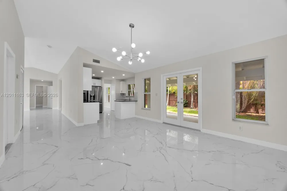 8503 SW 83rd St Miami, FL 33143