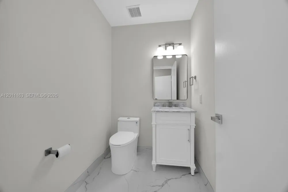 8503 SW 83rd St Miami, FL 33143