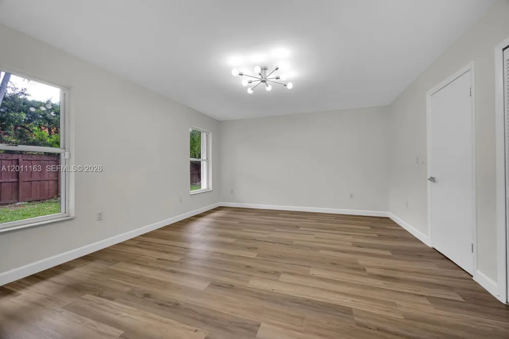 8503 SW 83rd St Miami, FL 33143