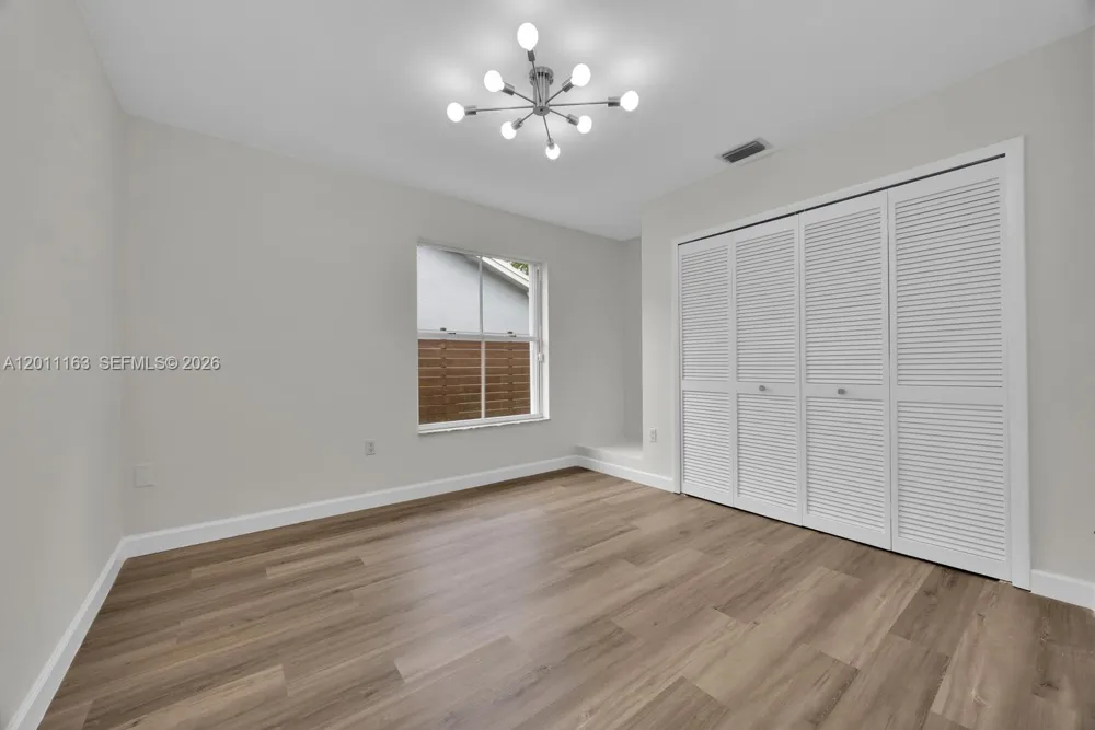 8503 SW 83rd St Miami, FL 33143