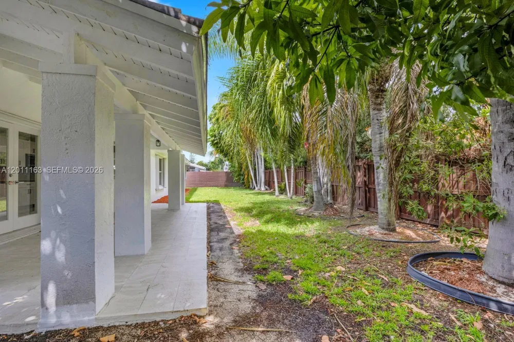 8503 SW 83rd St Miami, FL 33143