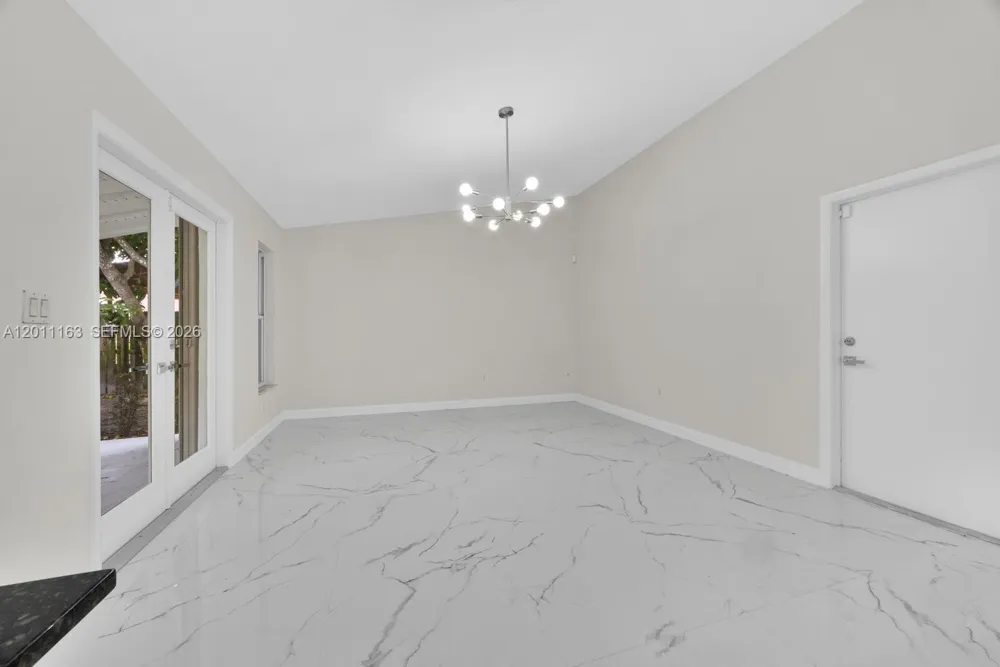 8503 SW 83rd St Miami, FL 33143