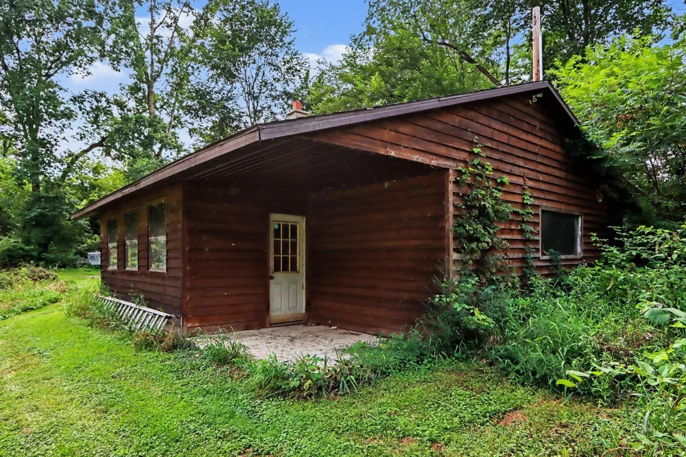 67747 Thunderbird Drive Sturgis, MI 49091