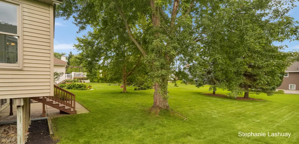 4029 Redbush Drive SW Grandville, MI 49418
