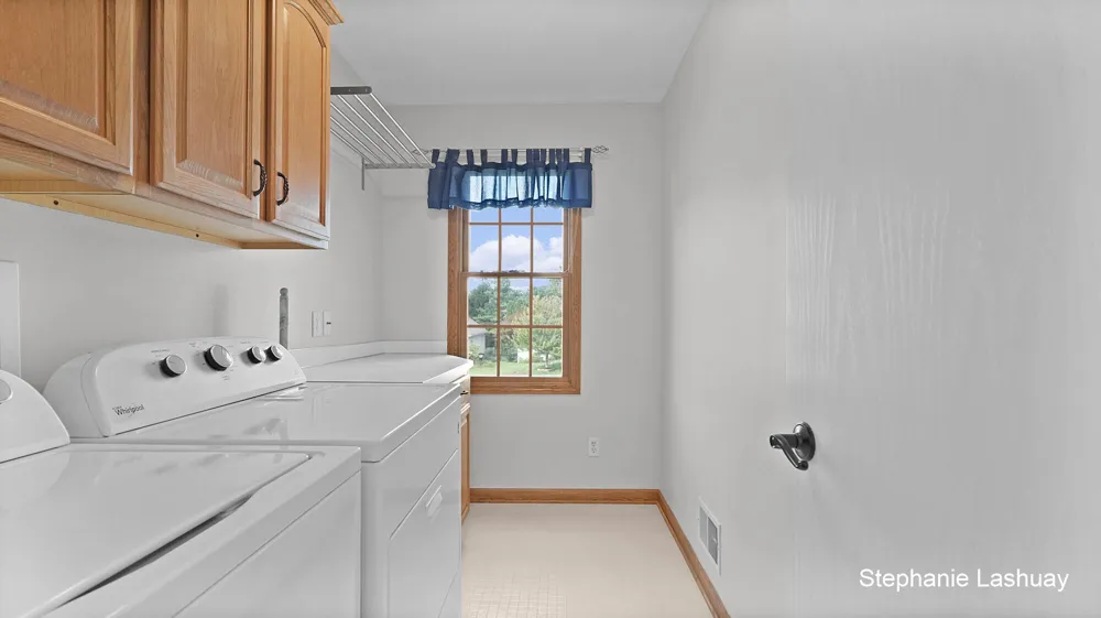 4029 Redbush Drive SW Grandville, MI 49418