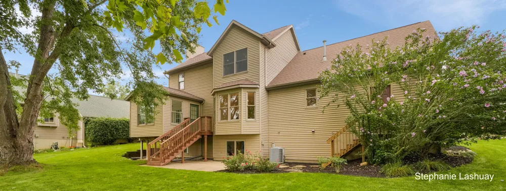 4029 Redbush Drive SW Grandville, MI 49418
