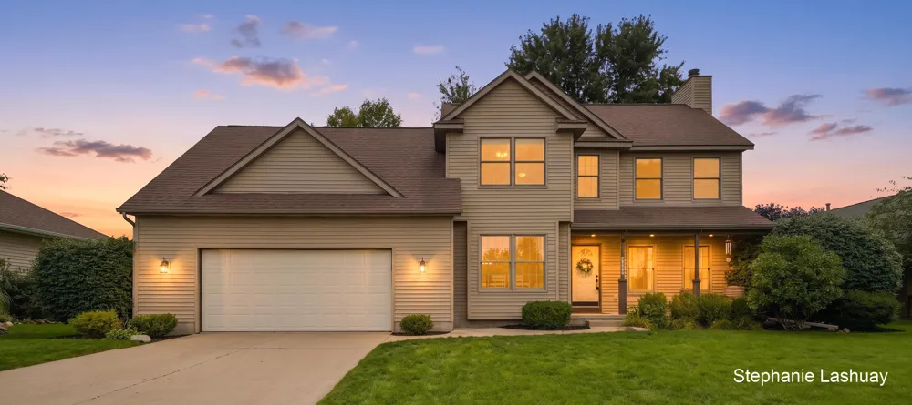 4029 Redbush Drive SW Grandville, MI 49418