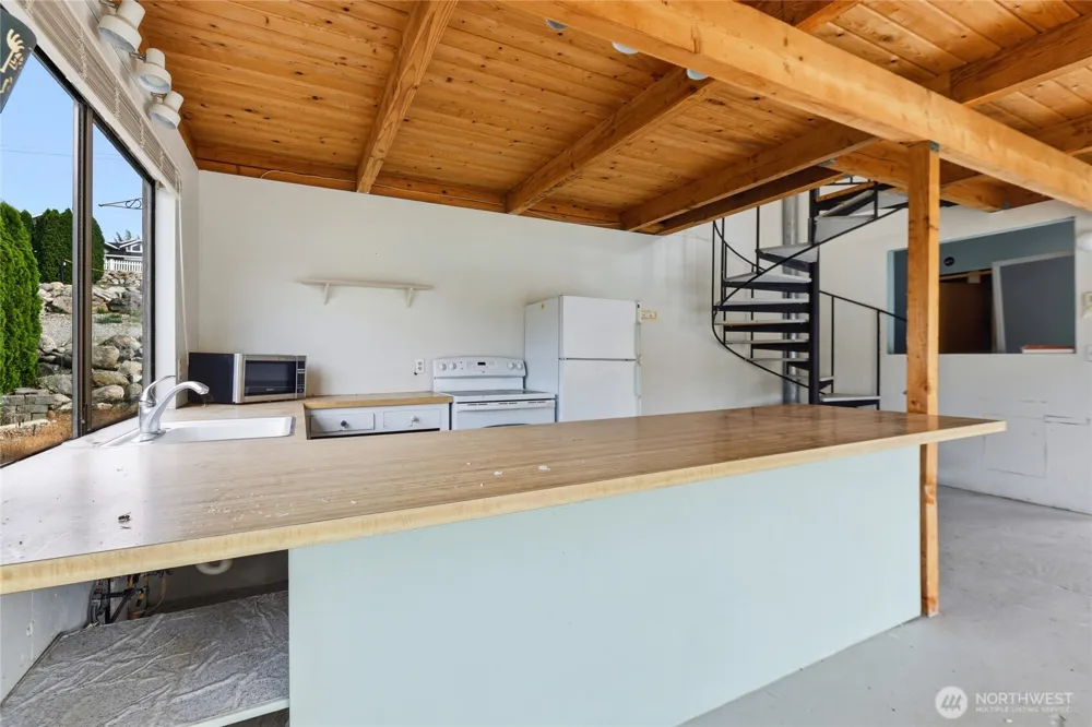 513 Riverview Drive Orondo, WA 98843