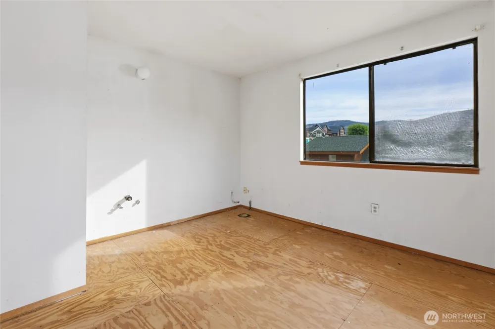 513 Riverview Drive Orondo, WA 98843