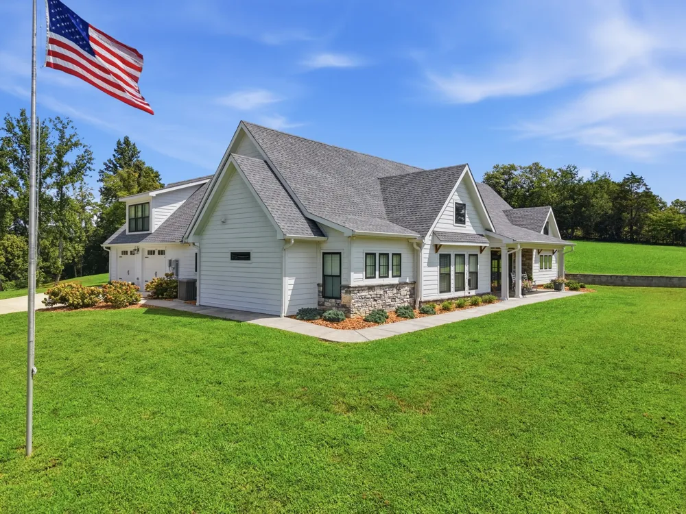 3787 Pistole Rd Sparta, TN 38583