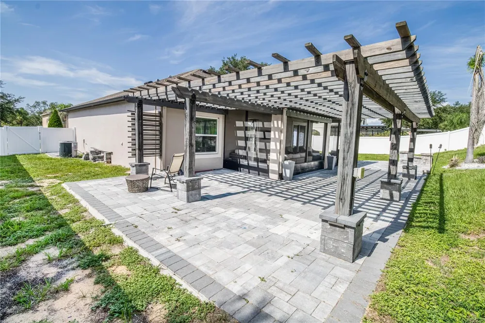 117 COLONIAL PINE LANE Minneola, FL 34715