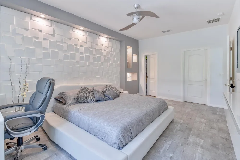 117 COLONIAL PINE LANE Minneola, FL 34715