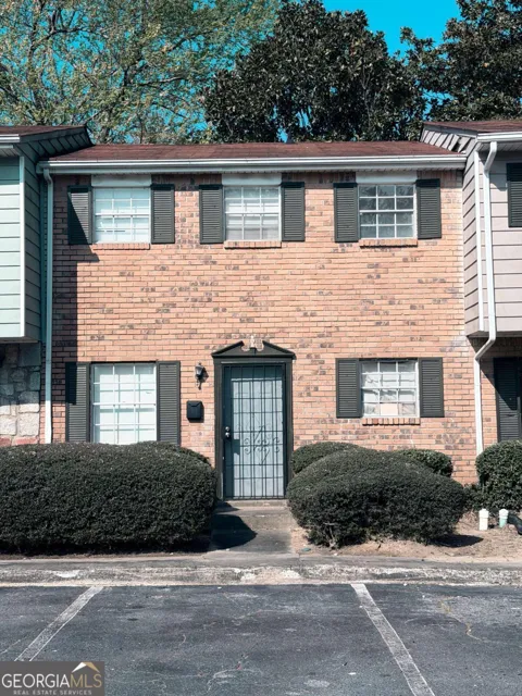 4701 Flat Shoals RD