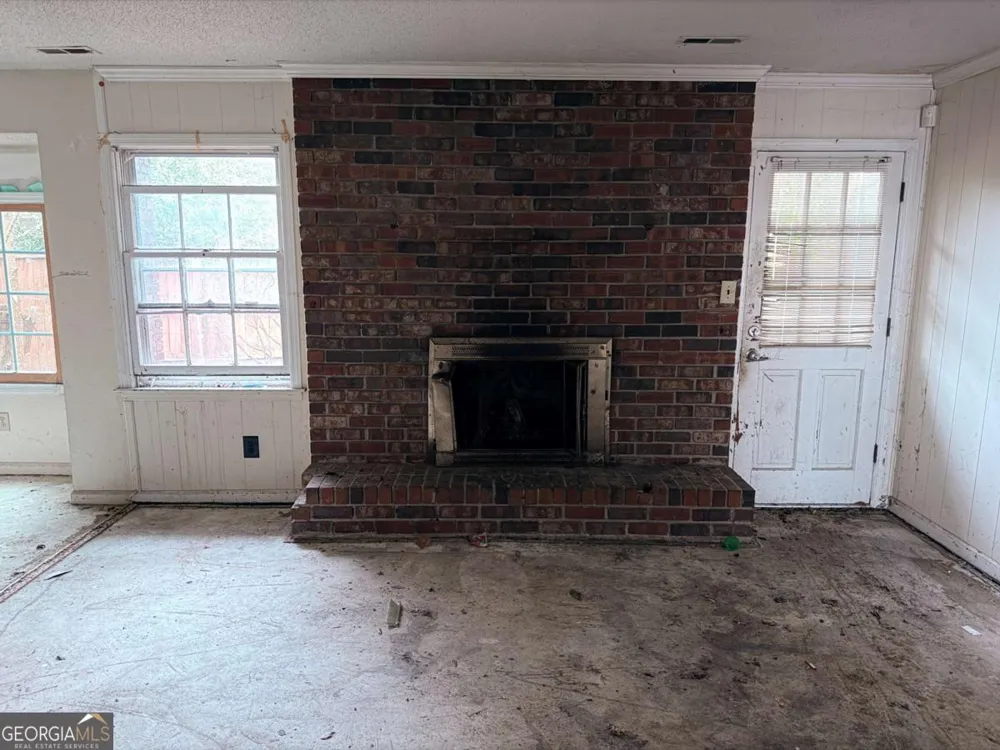 6354 Shannon PKWY Union City, GA 30291