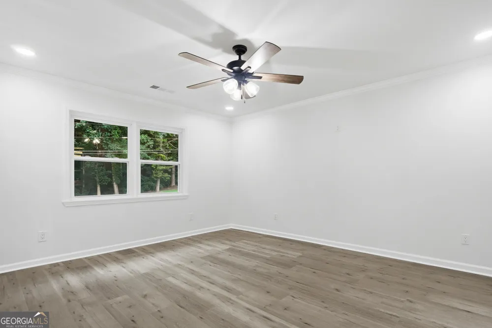5827 Christopher LN Lithonia, GA 30058
