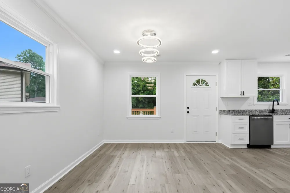 5827 Christopher LN Lithonia, GA 30058
