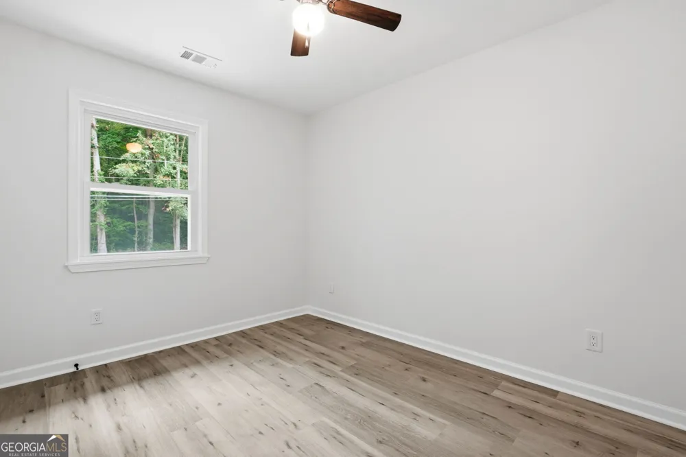 5827 Christopher LN Lithonia, GA 30058