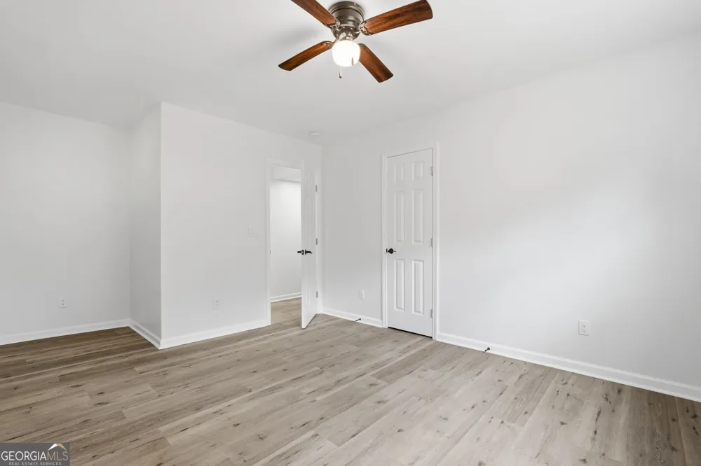 5827 Christopher LN Lithonia, GA 30058