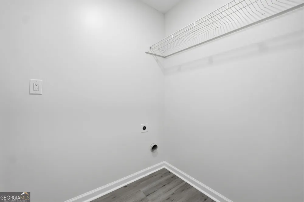 5827 Christopher LN Lithonia, GA 30058
