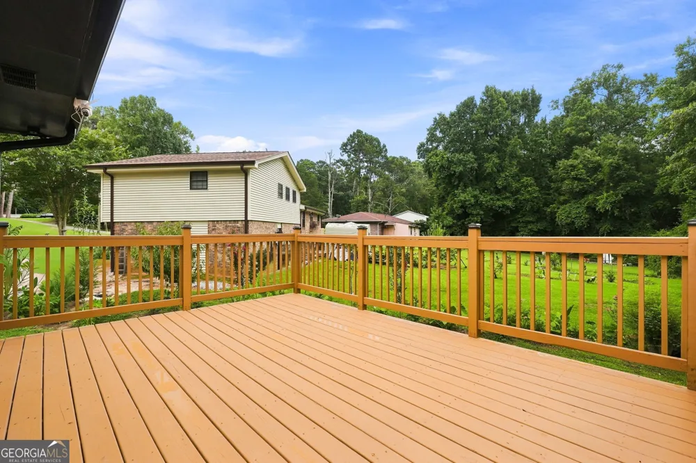 5827 Christopher LN Lithonia, GA 30058