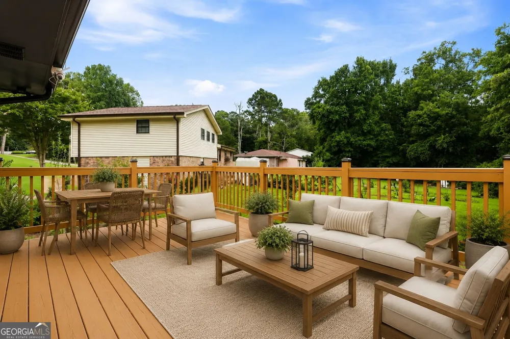 5827 Christopher LN Lithonia, GA 30058
