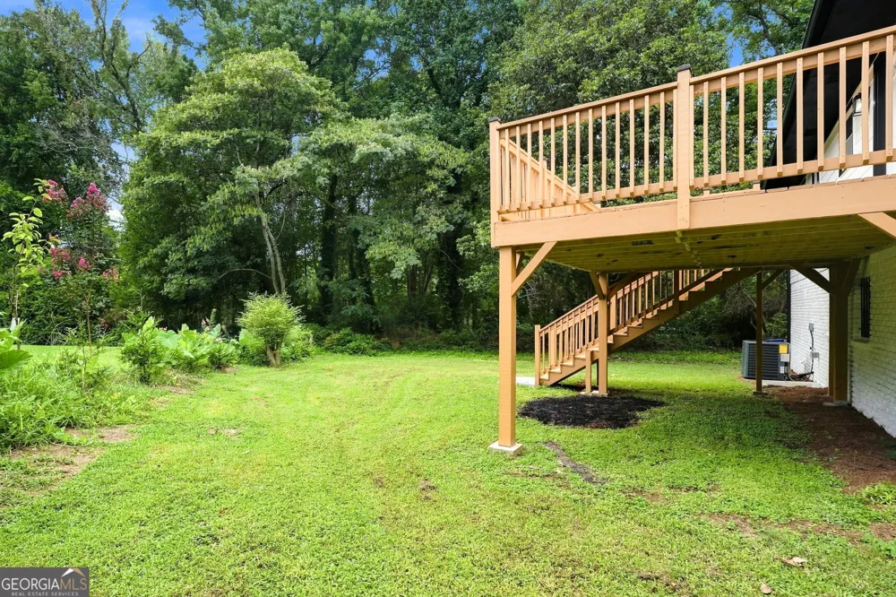 5827 Christopher LN Lithonia, GA 30058